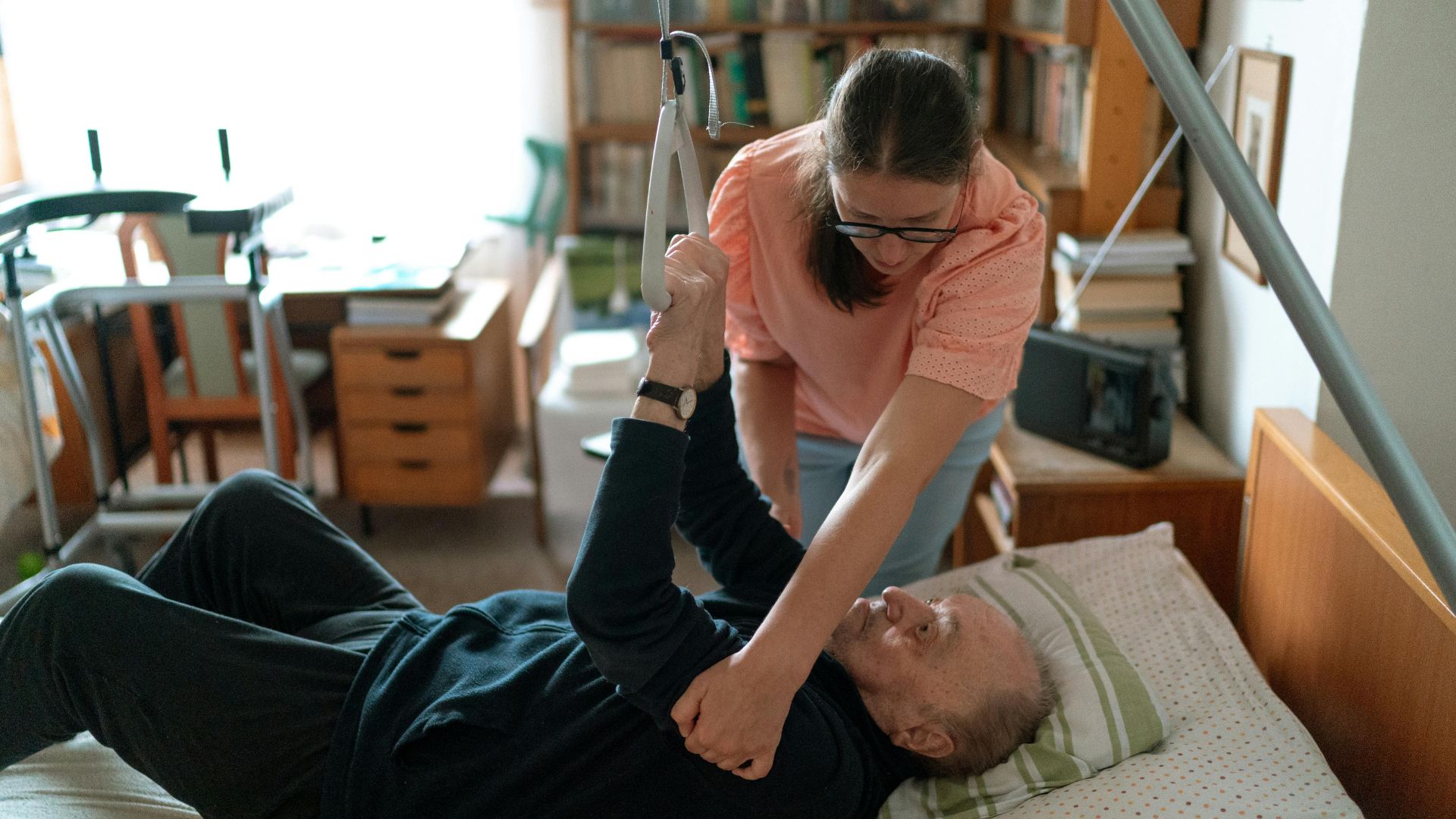 24-hour in-home care washington state,continuous senior care bellevue,round-the-clock caregivers federal way,overnight care seattle,full-time homecare tacoma,dementia 24-hour care spokane,chronic condition support washington,24-hour personal assistance bellevue wa,emergency in-home care federal way,trusted 24-hour caregivers washington state